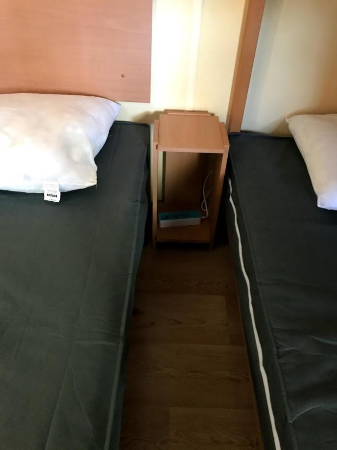 Escapades Ensoleillees Climatisation Television Hotell Sigean Exteriör bild